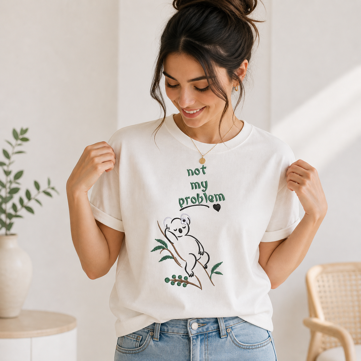 Besticktes T-Shirt mit Koala-Motiv und Schriftzug
